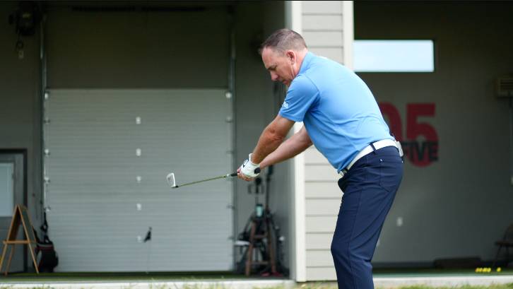 Poor body rotation in your golf backswing leads to the arms separating and doing too much work